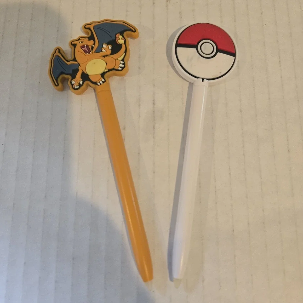 Two! 2016 POKEMON CHARIZARD NINTENDO 3DS STYLUS PEN EXCELLENT PREOWNED CONDITION